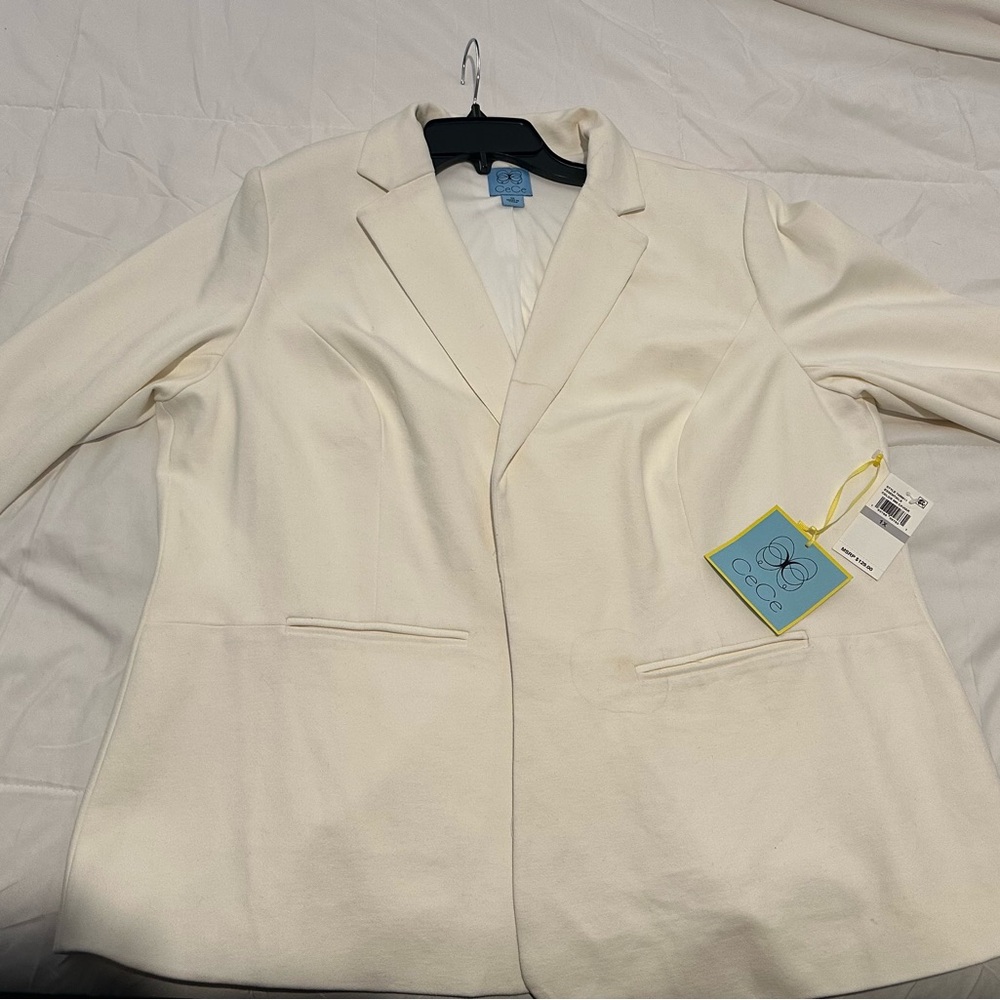 CeCe Ivory Blazer with Classic Design